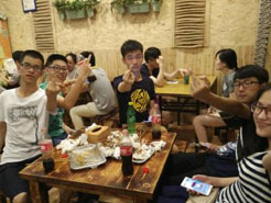 莲湖烧烤加盟,学烧烤技术,开烧烤店多少钱疯狂烤翅加盟